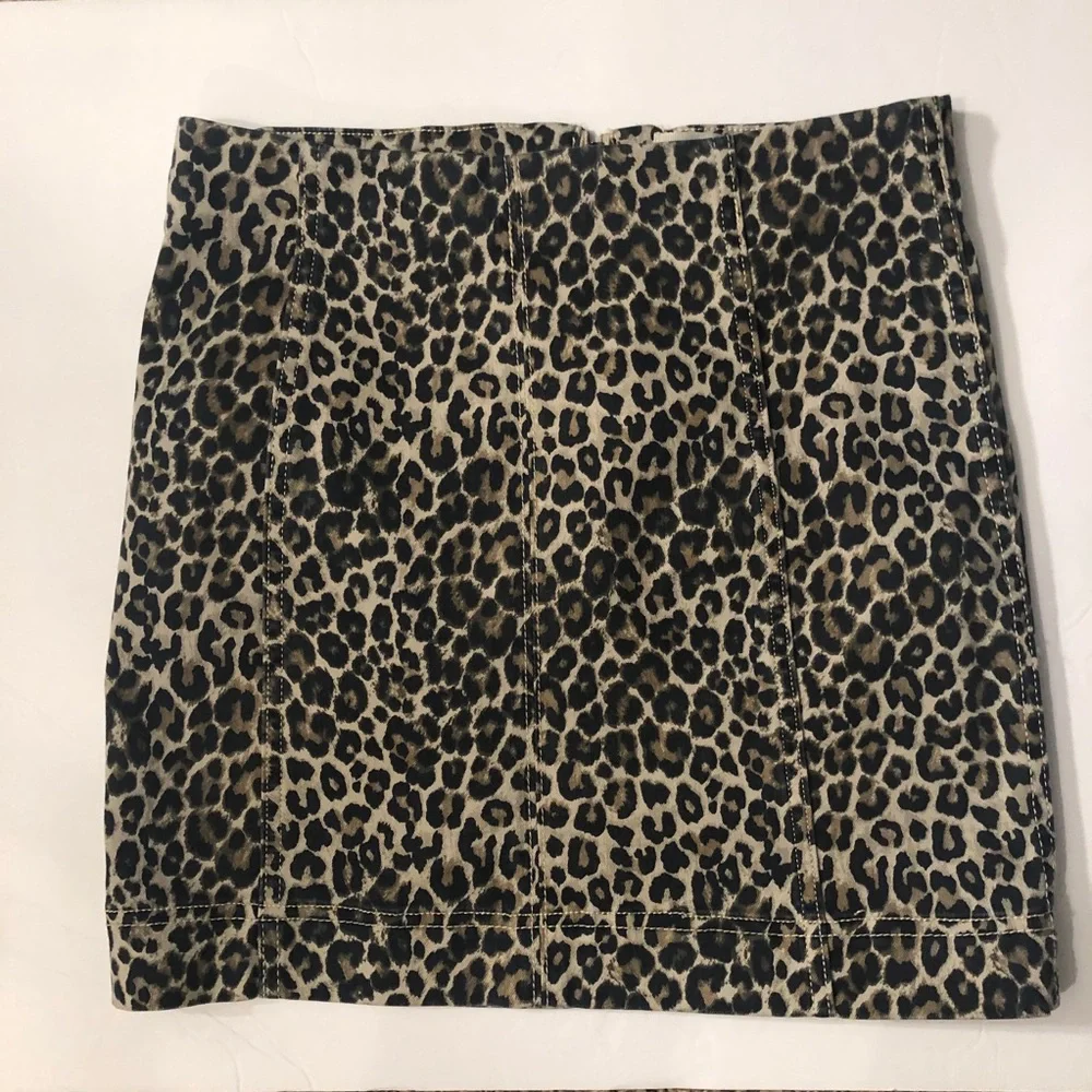 Jolt Stretch Animal Print Leopard Skirt Size 7/28 - Picture 4 of 7